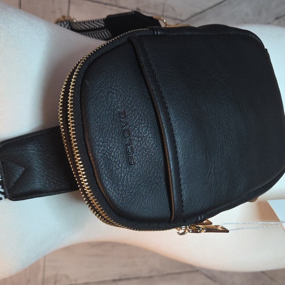 NWT PCLOVE Black Crossbody Bag with Patterned Strap - Picture 6 of 8